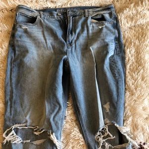 American Eagle Mom Jeans